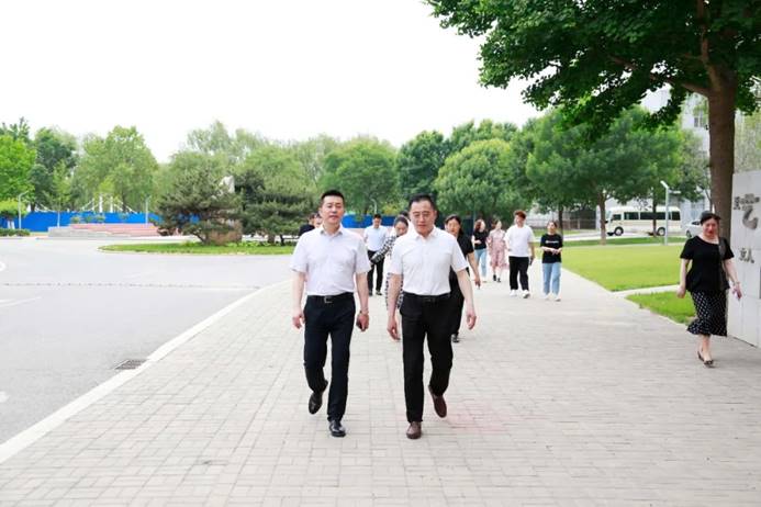 说明: 图片